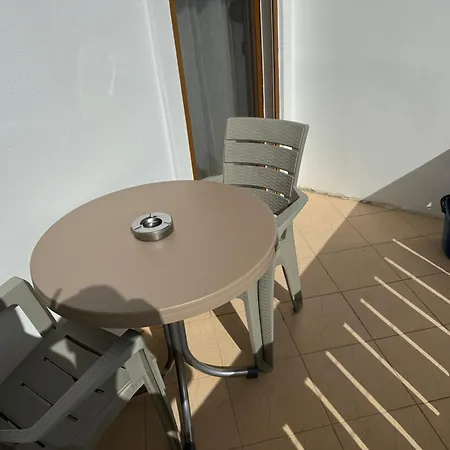 Berdhill Rooms, Мини-отель *