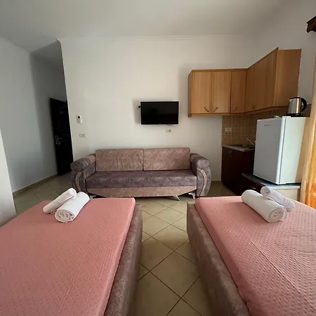 Мини-отель Berdhill Rooms, *