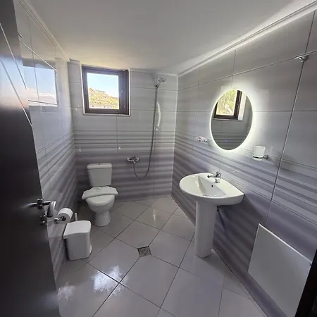 Berdhill Rooms, *
