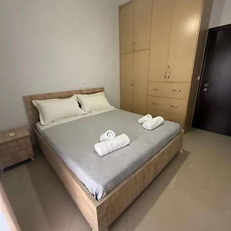イン Berdhill Rooms, Sarandë