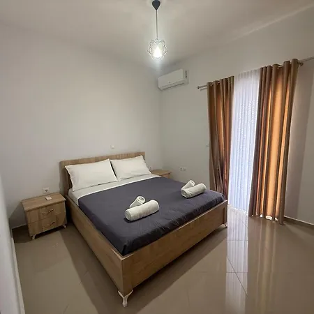 Berdhill Rooms, * Saranda